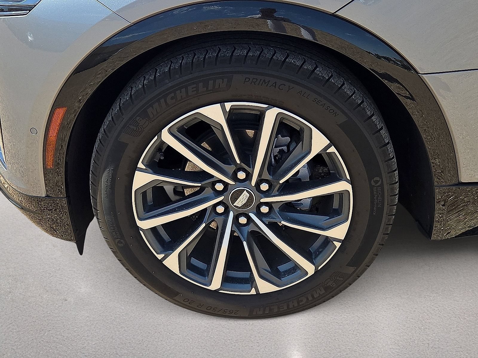 Used 2024 Cadillac Lyriq Sport RWD image 10