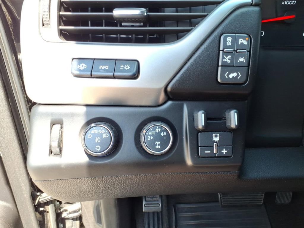 Used 2016 Chevrolet Tahoe LTZ image 19