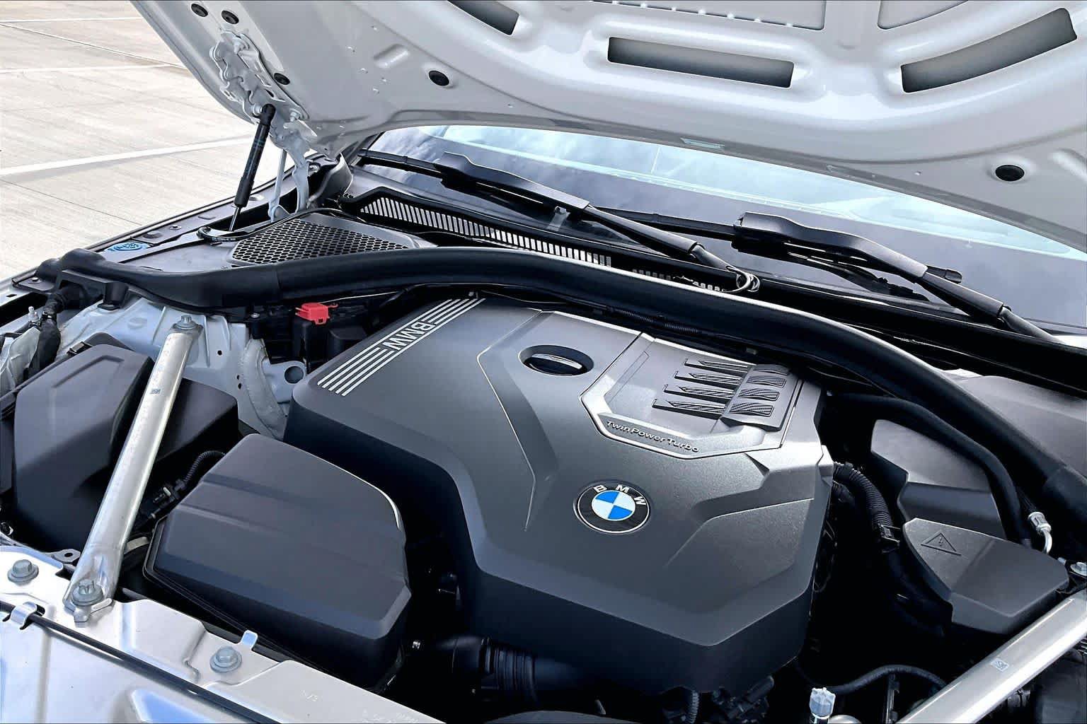 Used 2024 BMW 430i xDrive Convertible w/ M Sport Package AWD/4WD image 29