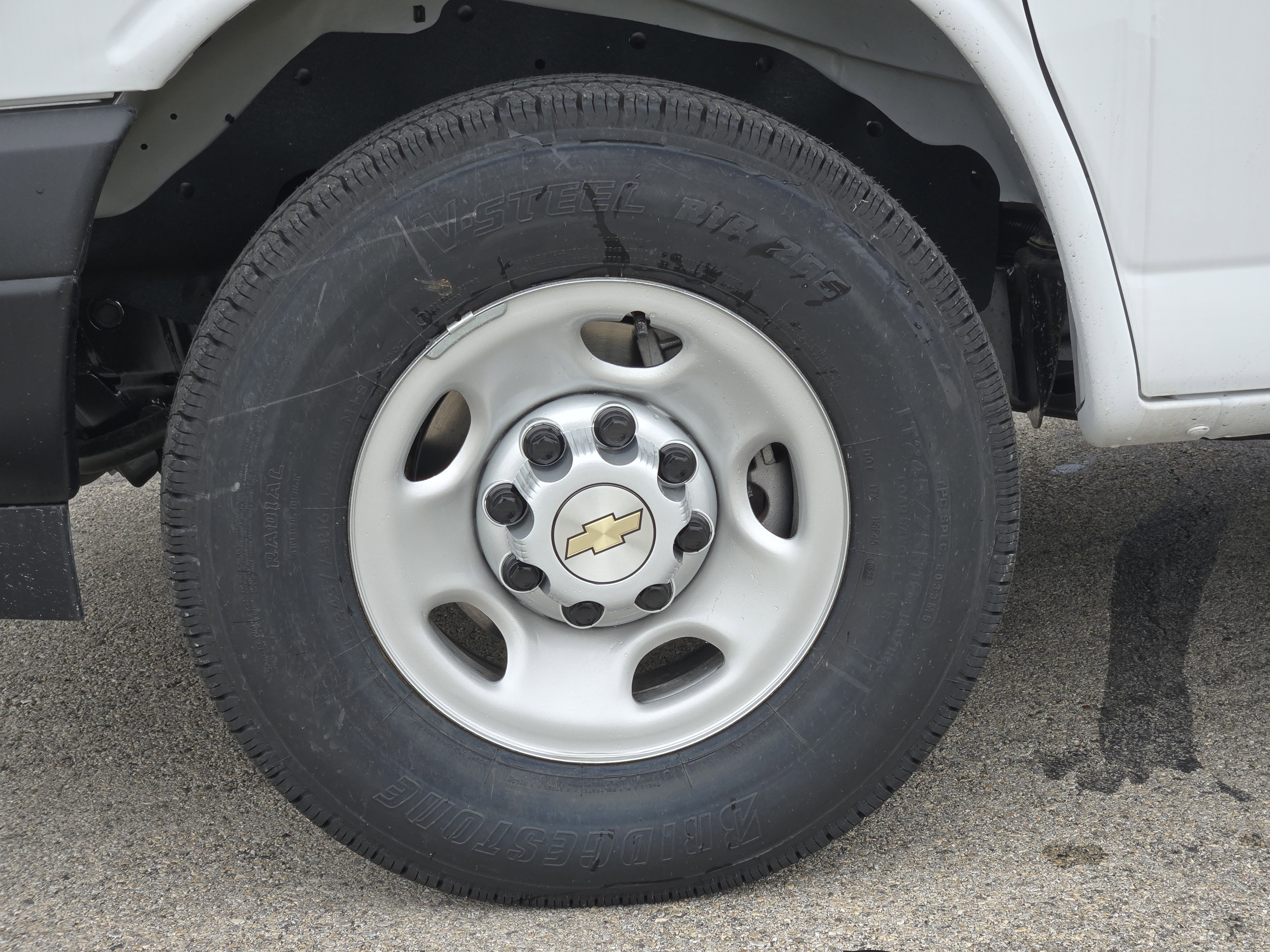 New 2025 Chevrolet Express 2500 w/ Driver Convenience Package RWD image 7