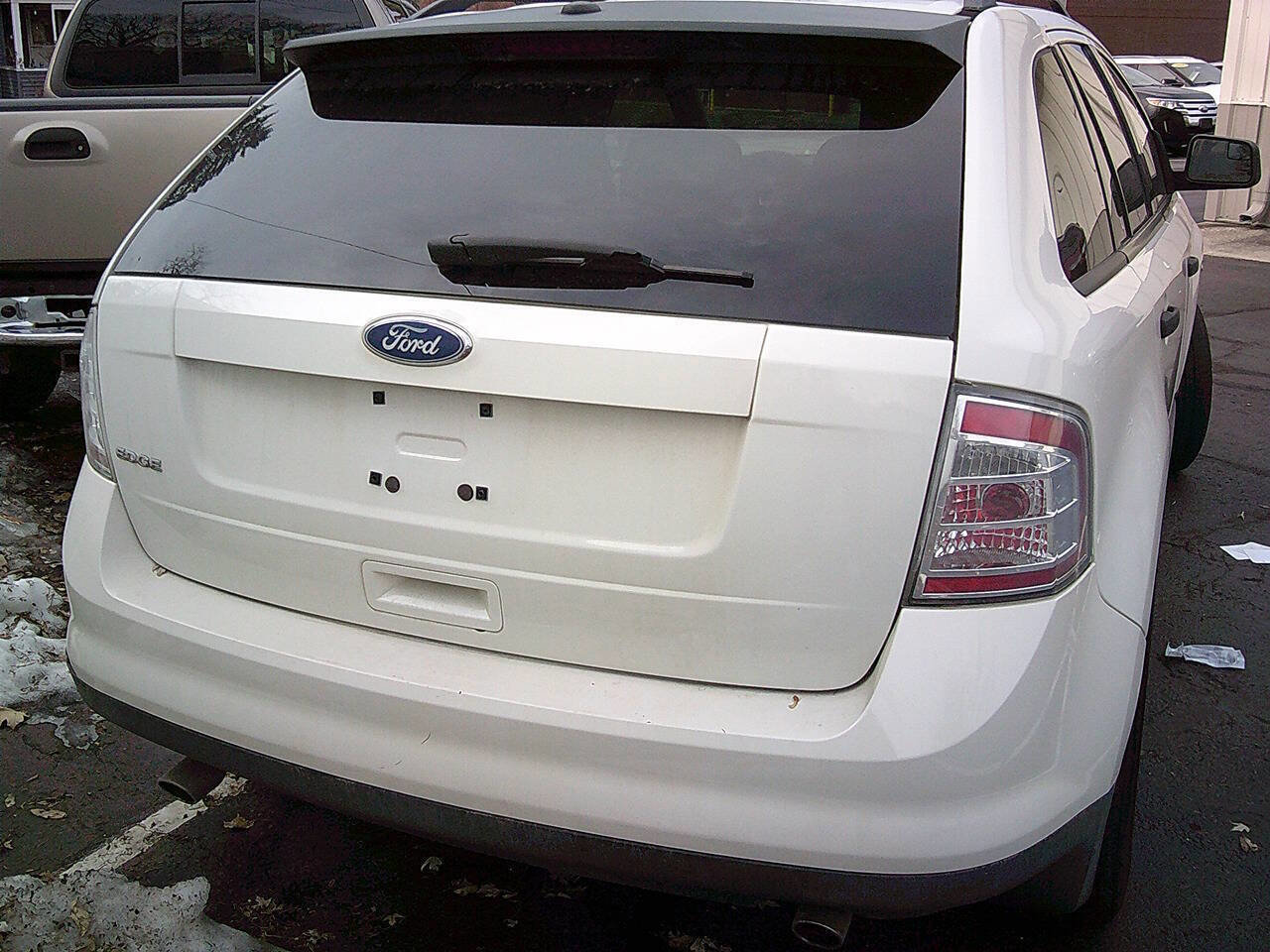 Used 2009 Ford Edge SE image 2