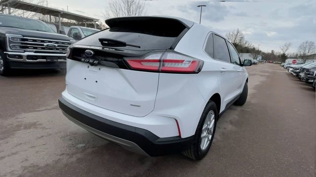 Used 2024 Ford Edge SEL AWD/4WD image 2