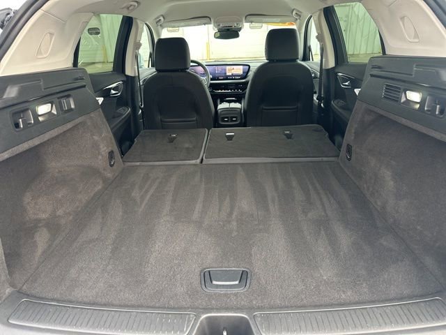Used 2025 Buick Envision Preferred image 46