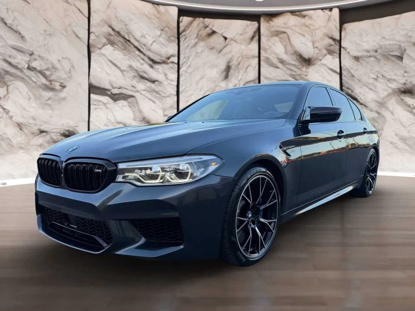 Used 2019 BMW M5 w/ Executive Package AWD/4WD image 2