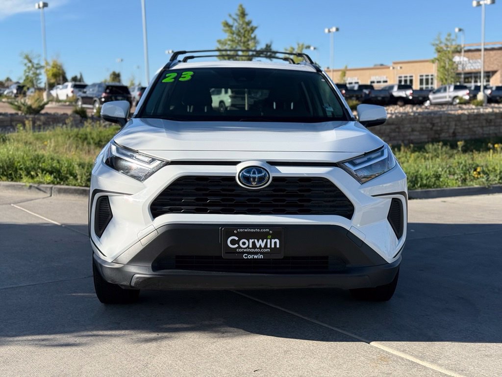 Used 2023 Toyota RAV4 XLE AWD/4WD image 2