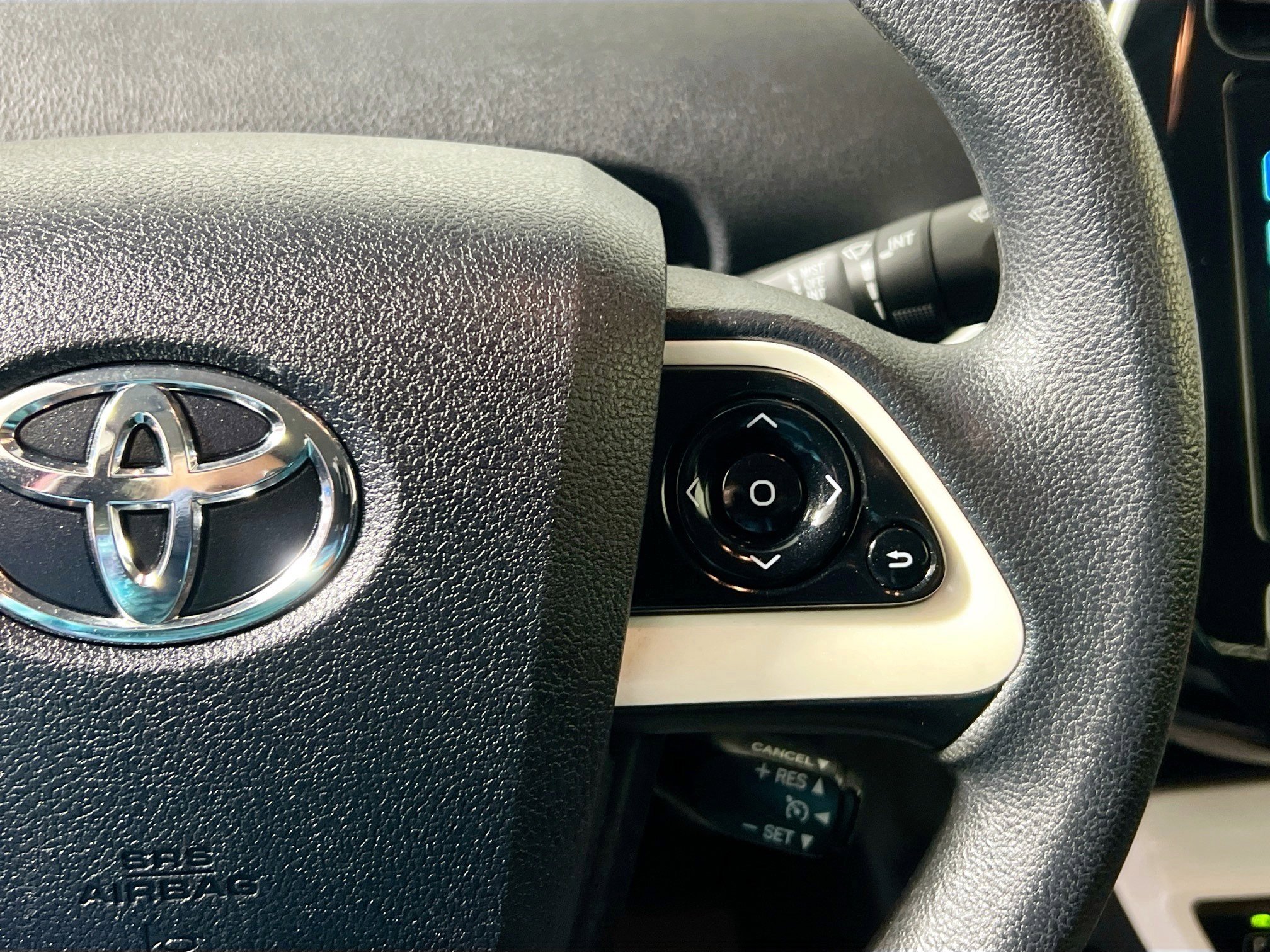 Used 2016 Toyota Prius Two image 18