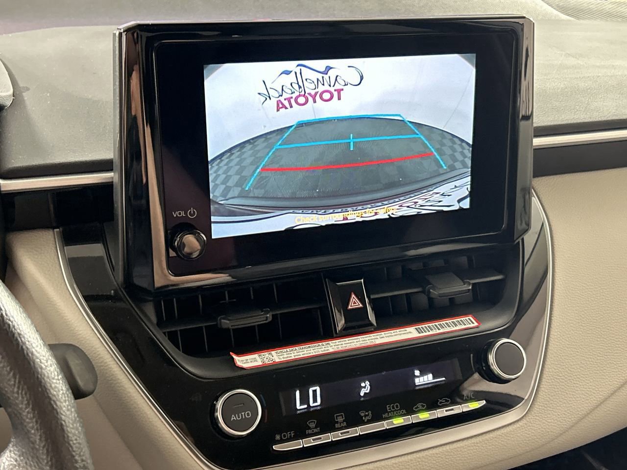 Used 2025 Toyota Corolla LE image 17