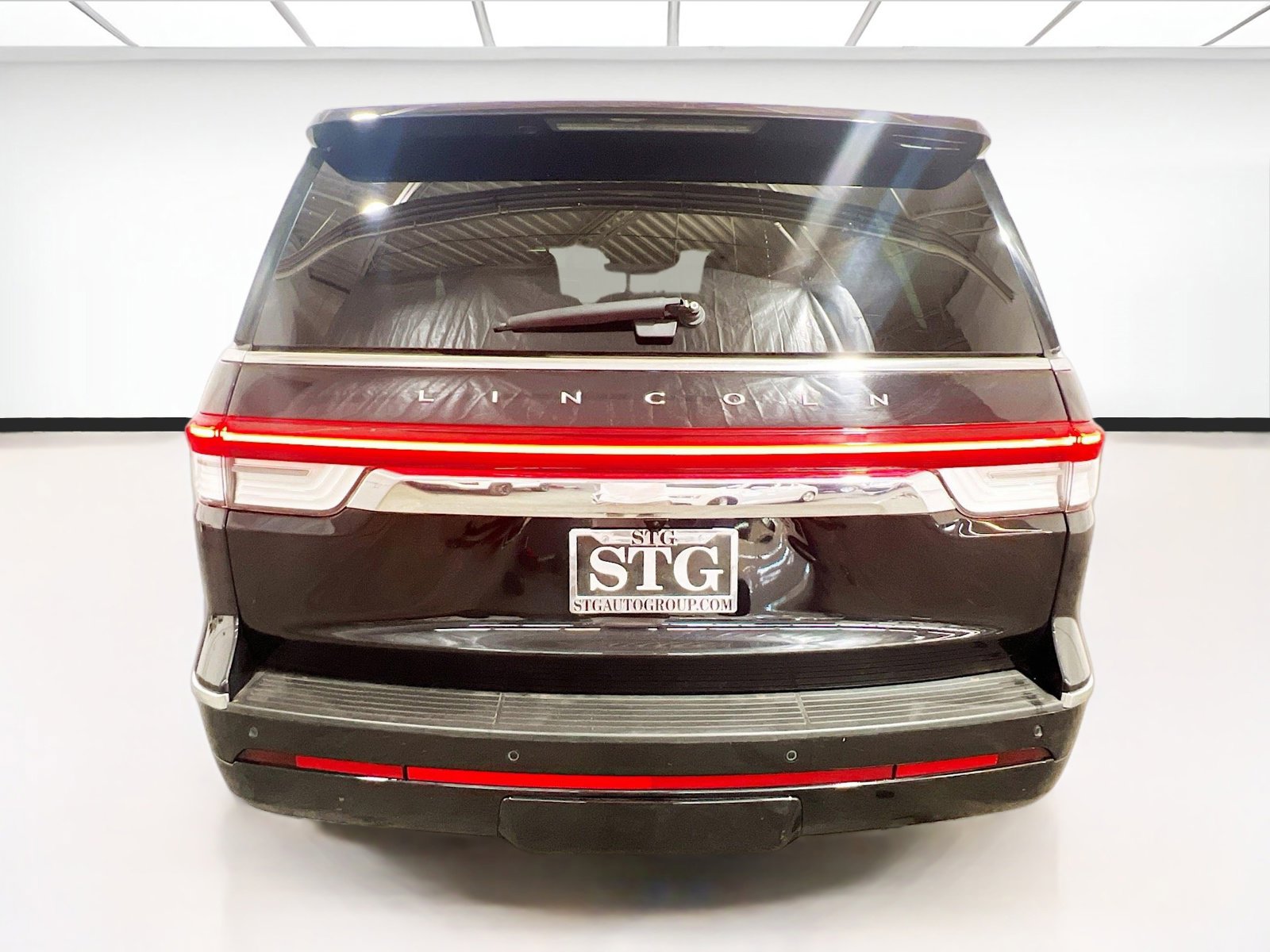 Used 2024 Lincoln Navigator Reserve image 5