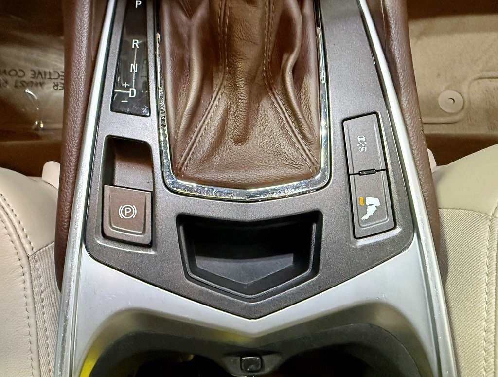 Used 2010 Cadillac SRX Luxury image 23