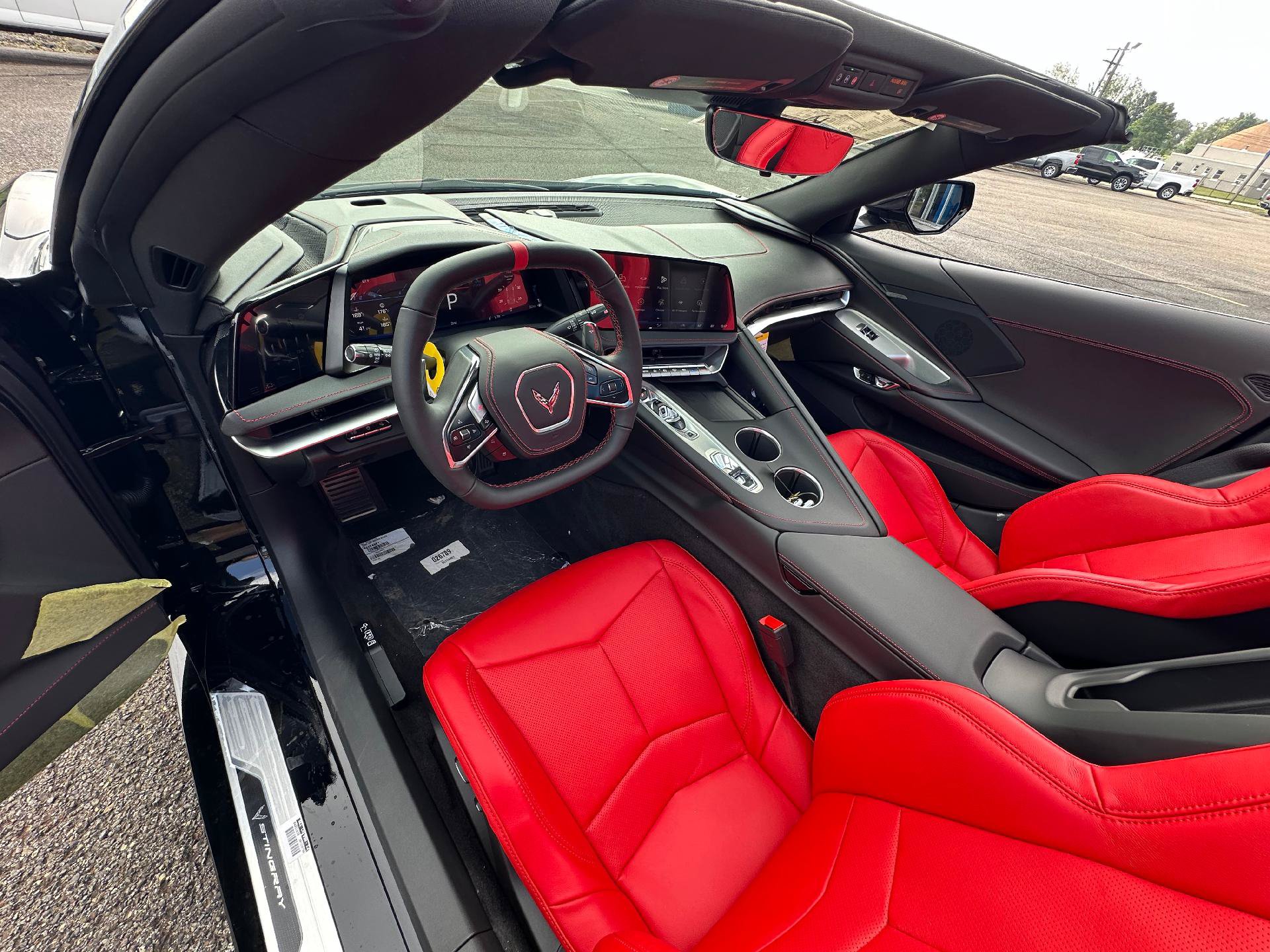 New 2027 Chevrolet Corvette Stingray Convertible w/ Battery Protection Package RWD image 29