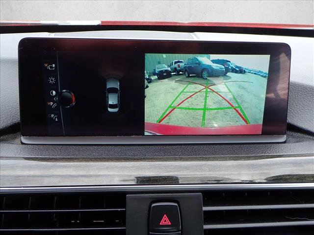 Used 2017 BMW 330i xDrive 330i xDrive image 16