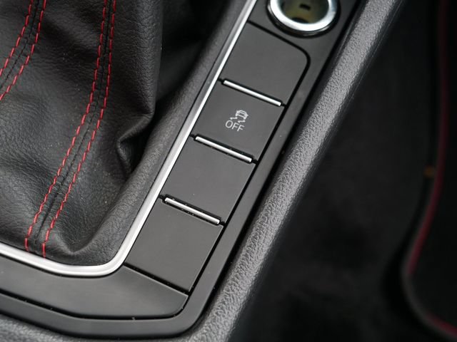 Certified 2023 Volkswagen Jetta GLI Autobahn FWD image 34