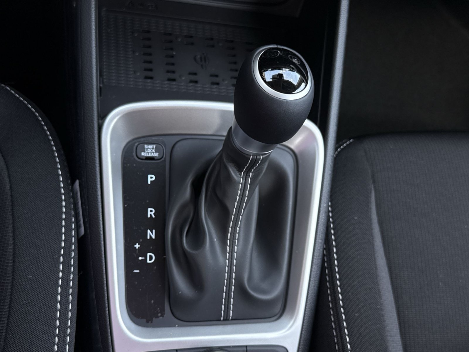 New 2026 Hyundai Venue SEL FWD image 22