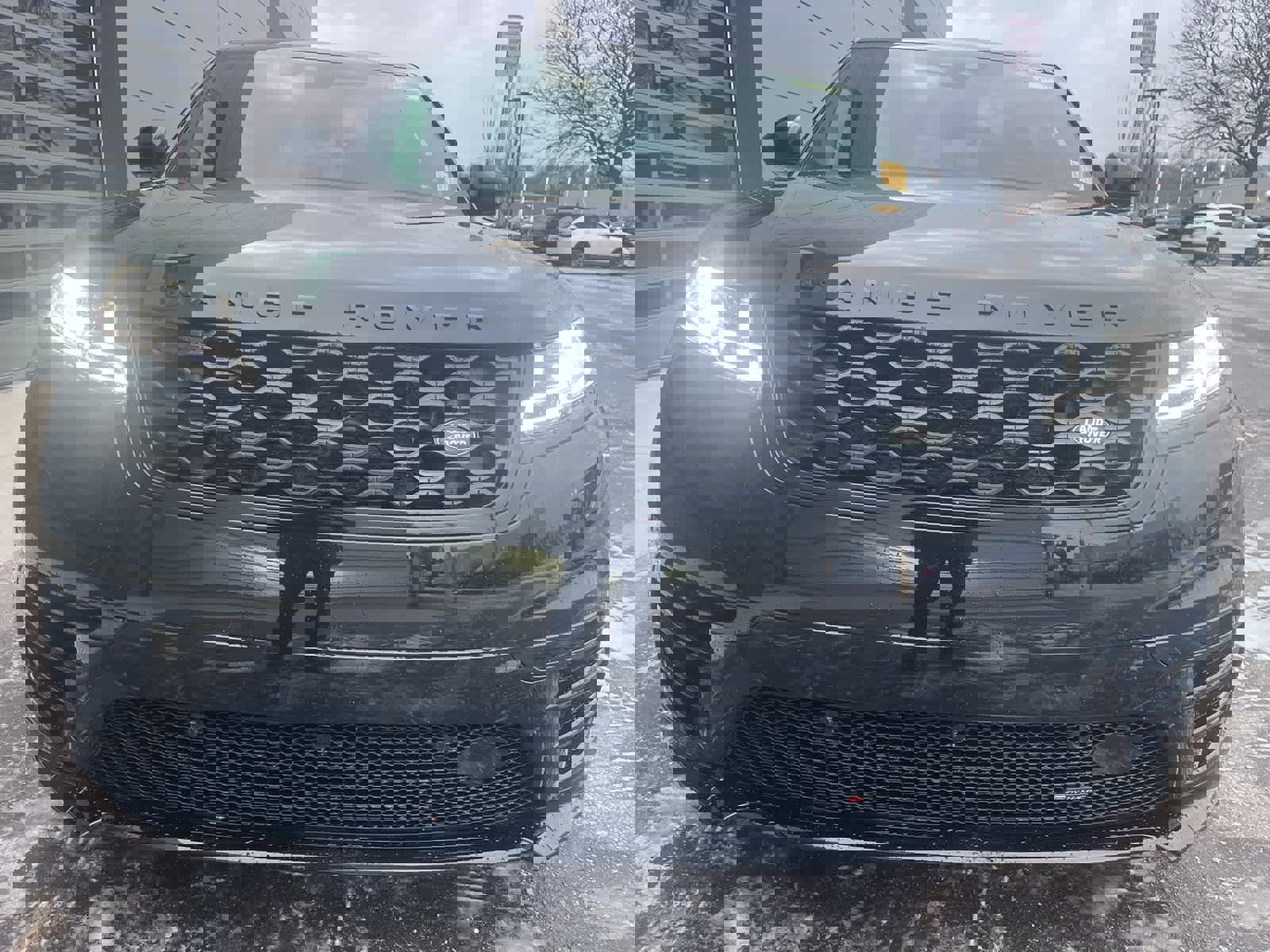 Used 2023 Land Rover Range Rover Velar R-Dynamic S image 7