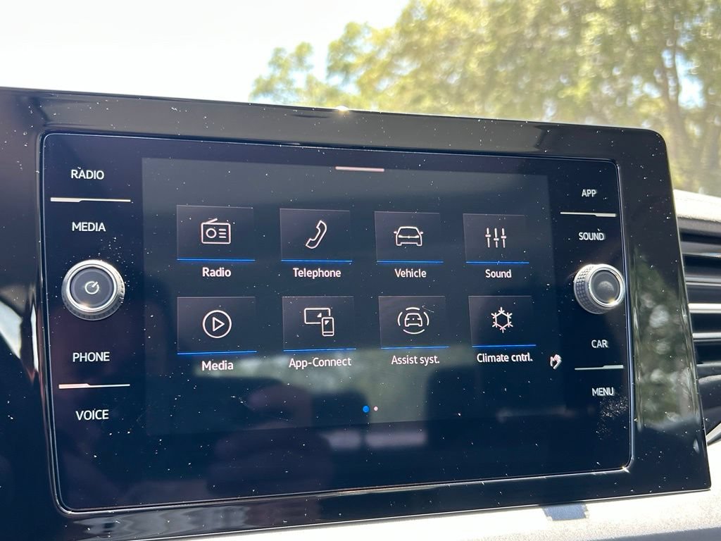 New 2026 Volkswagen Jetta SE FWD image 30