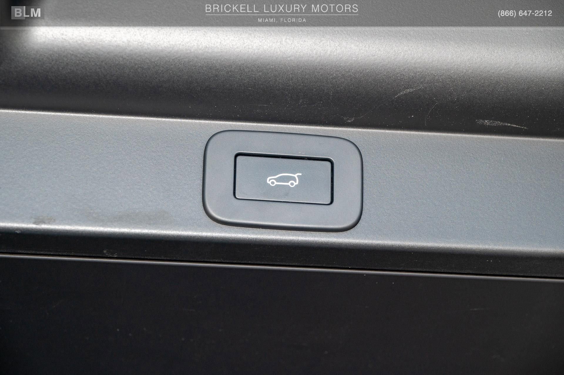 Used 2023 Land Rover Range Rover SE image 17