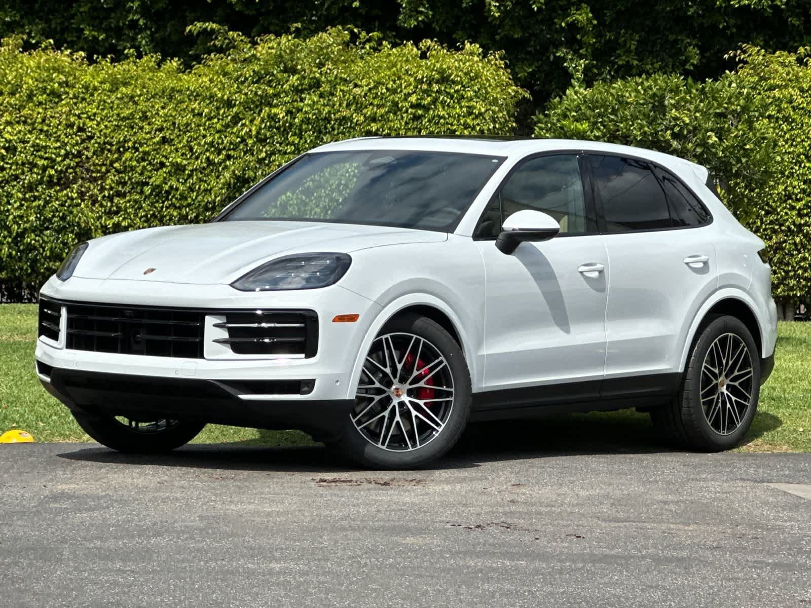 New 2026 Porsche Cayenne S AWD/4WD image 1