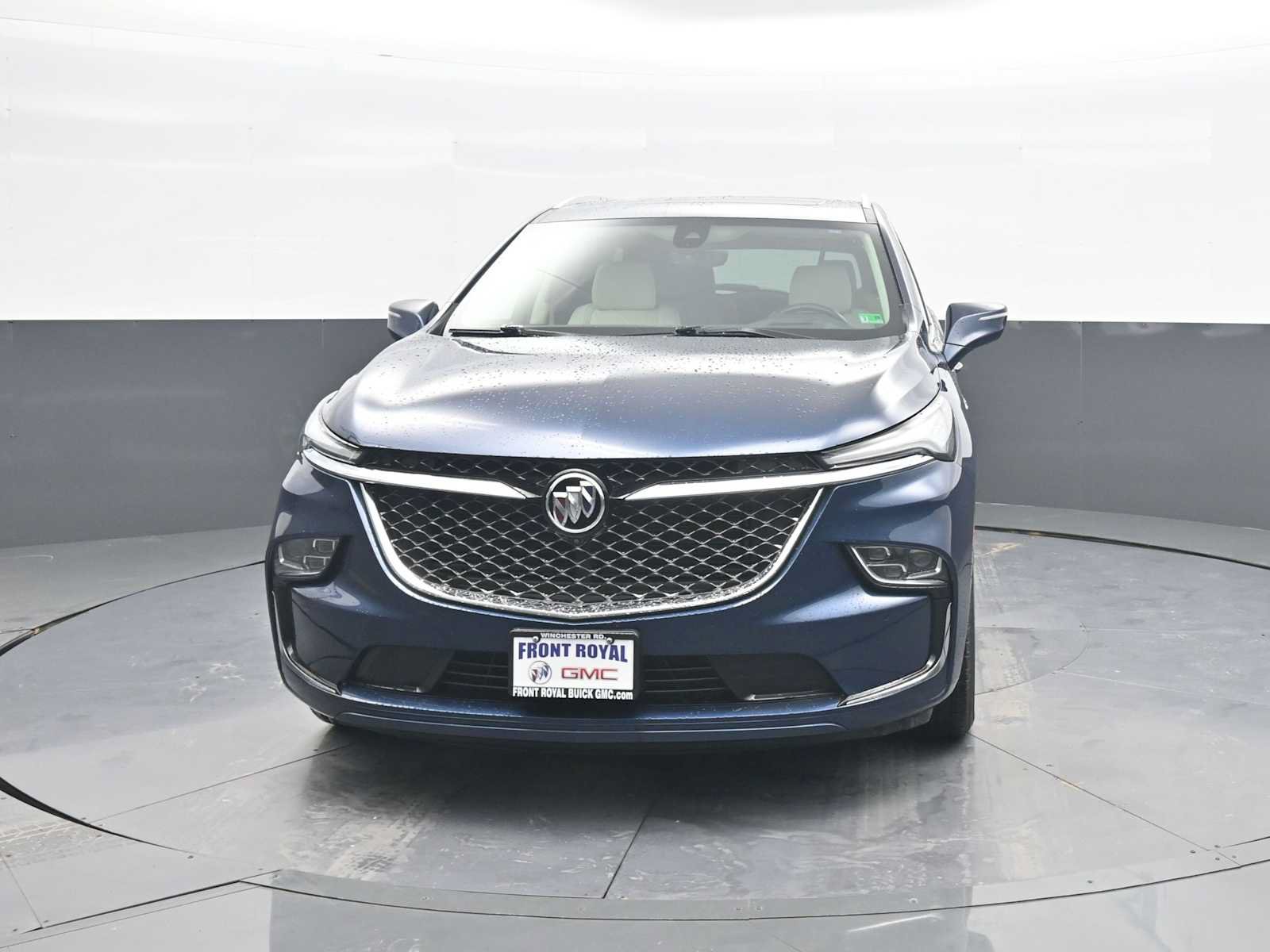 Used 2024 Buick Enclave Avenir w/ Avenir Technology Package AWD/4WD image 3
