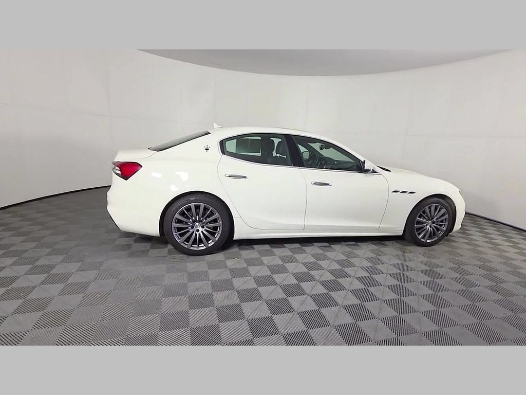 Used 2022 Maserati Ghibli Modena RWD image 36