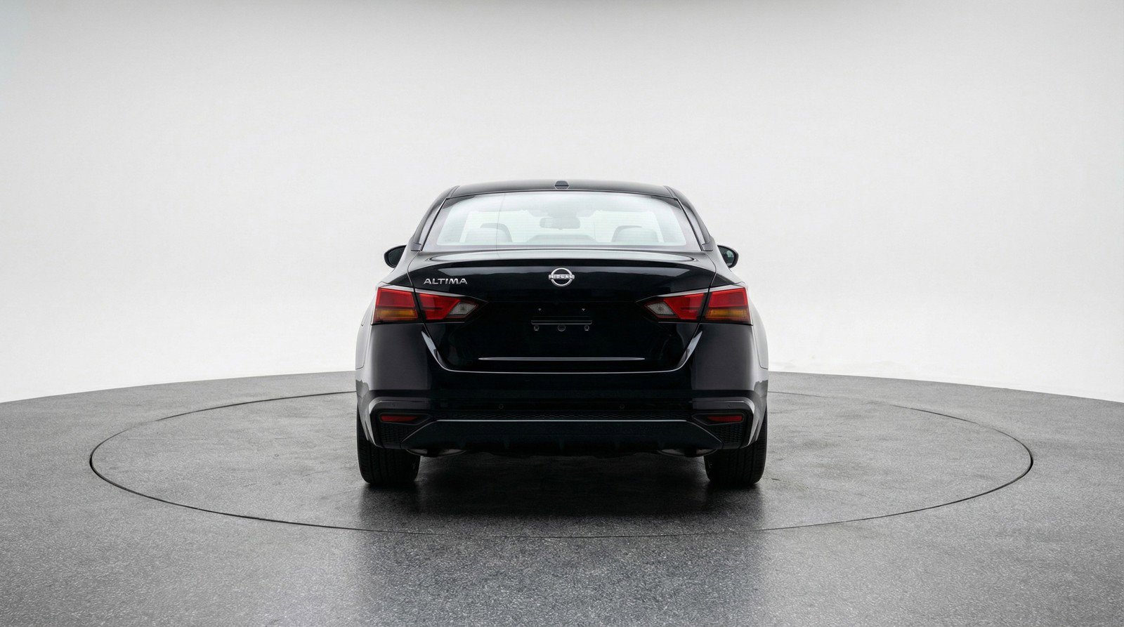 Used 2025 Nissan Altima 2.5 SV FWD image 7