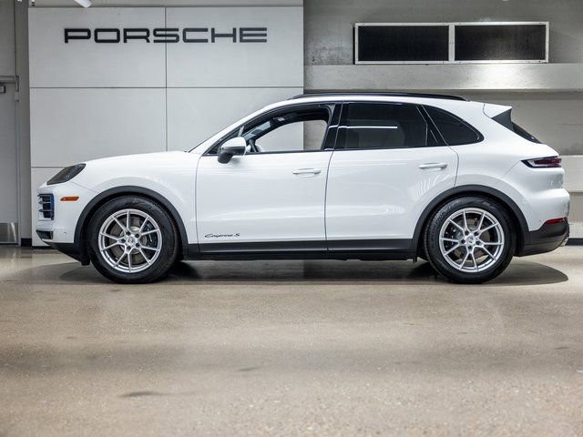 Certified 2025 Porsche Cayenne S image 2
