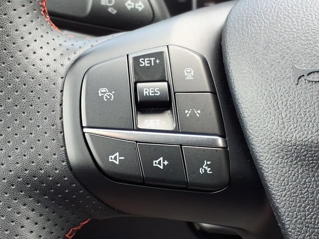 Used 2024 Ford Escape ST-Line w/ Tech Pack #1 AWD/4WD image 28