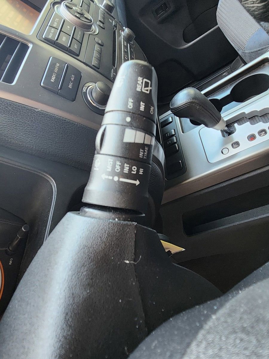 Used 2011 Nissan Armada SV image 39