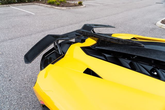 Used 2025 Lamborghini Revuelto AWD/4WD image 15