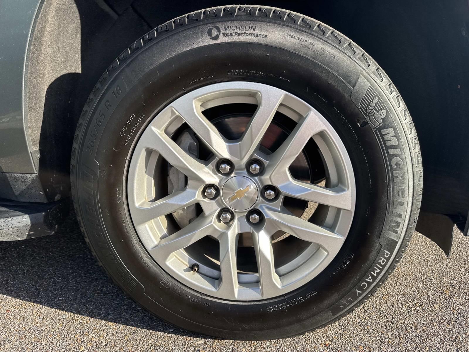 Used 2024 Chevrolet Tahoe LT RWD image 4