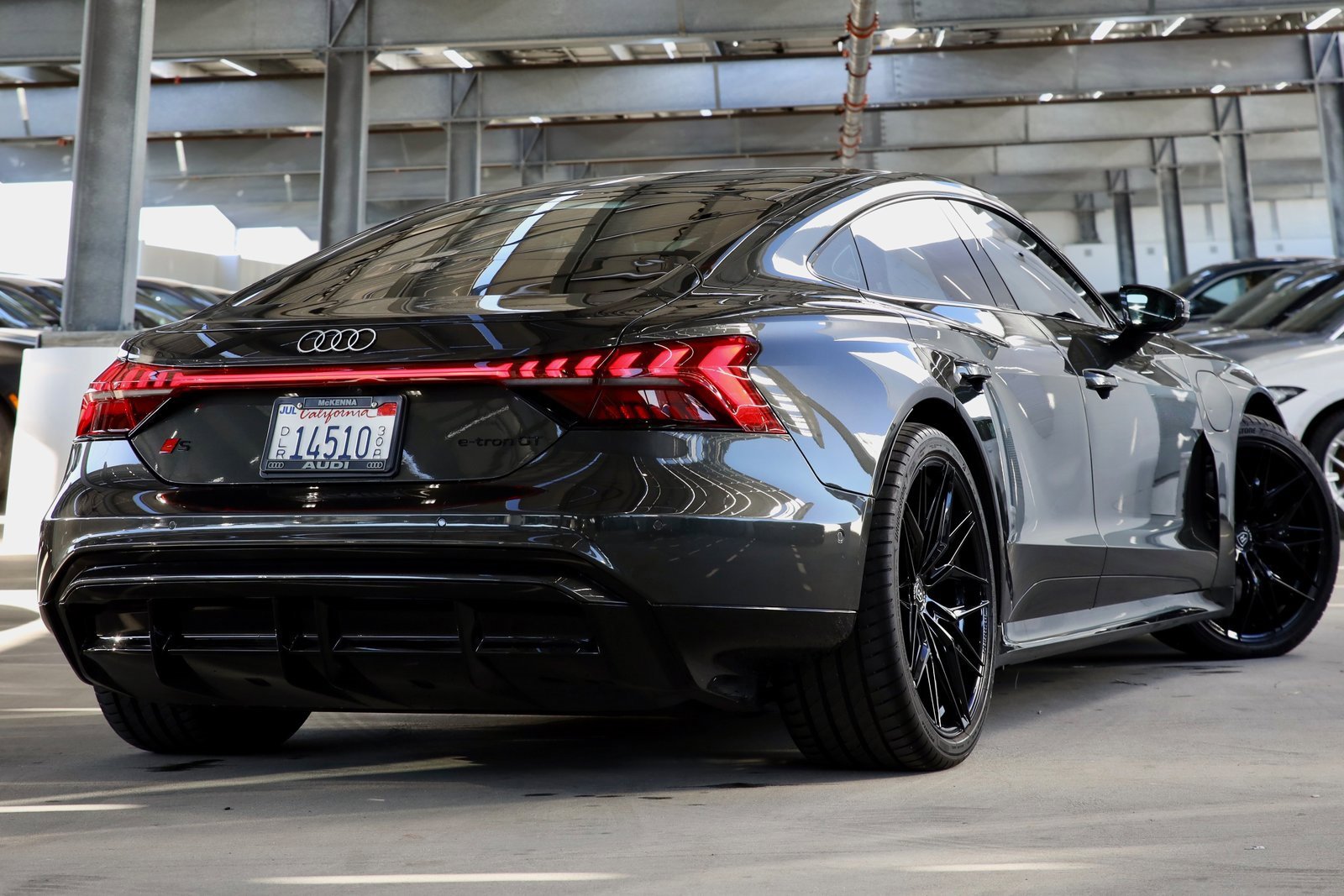 New 2025 Audi S e-tron GT Prestige image 4