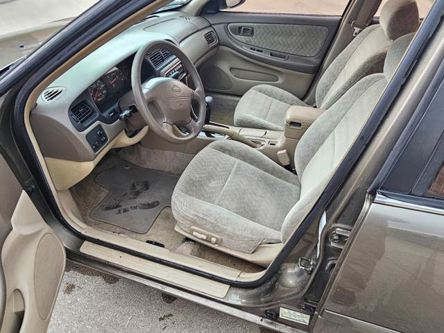 Used 2001 Nissan Altima GXE FWD image 12