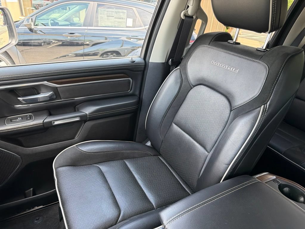 Used 2022 RAM 1500 Laramie w/ Trailer Tow Group AWD/4WD image 33