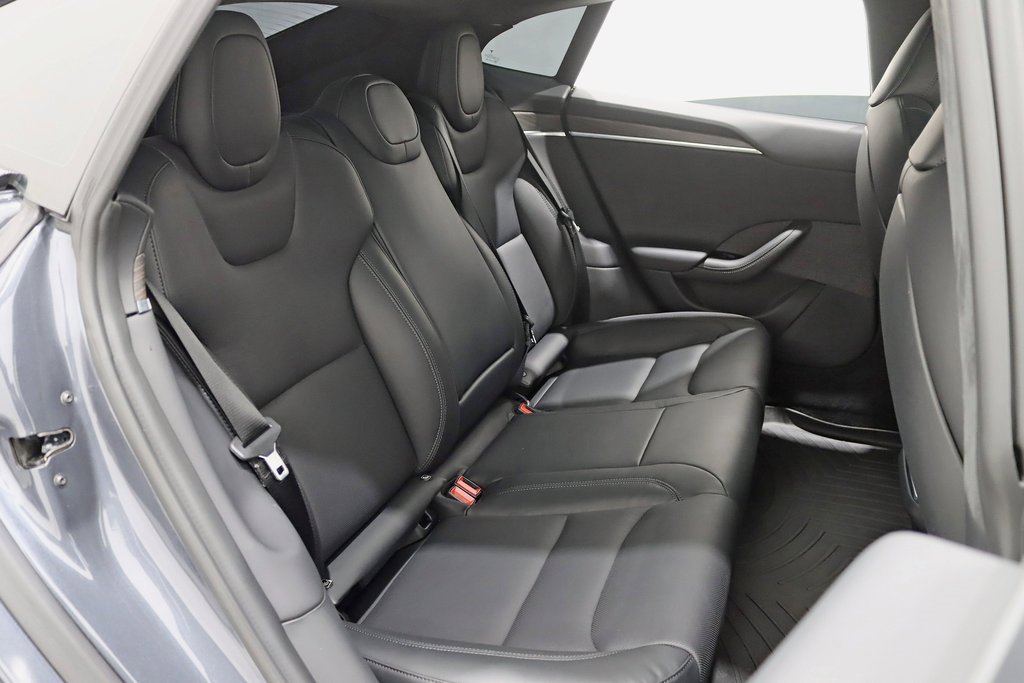 Used 2023 Tesla Model S Standard Range image 32