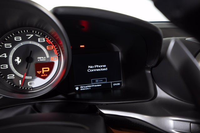 Used 2018 Ferrari GTC4Lusso AWD/4WD image 40