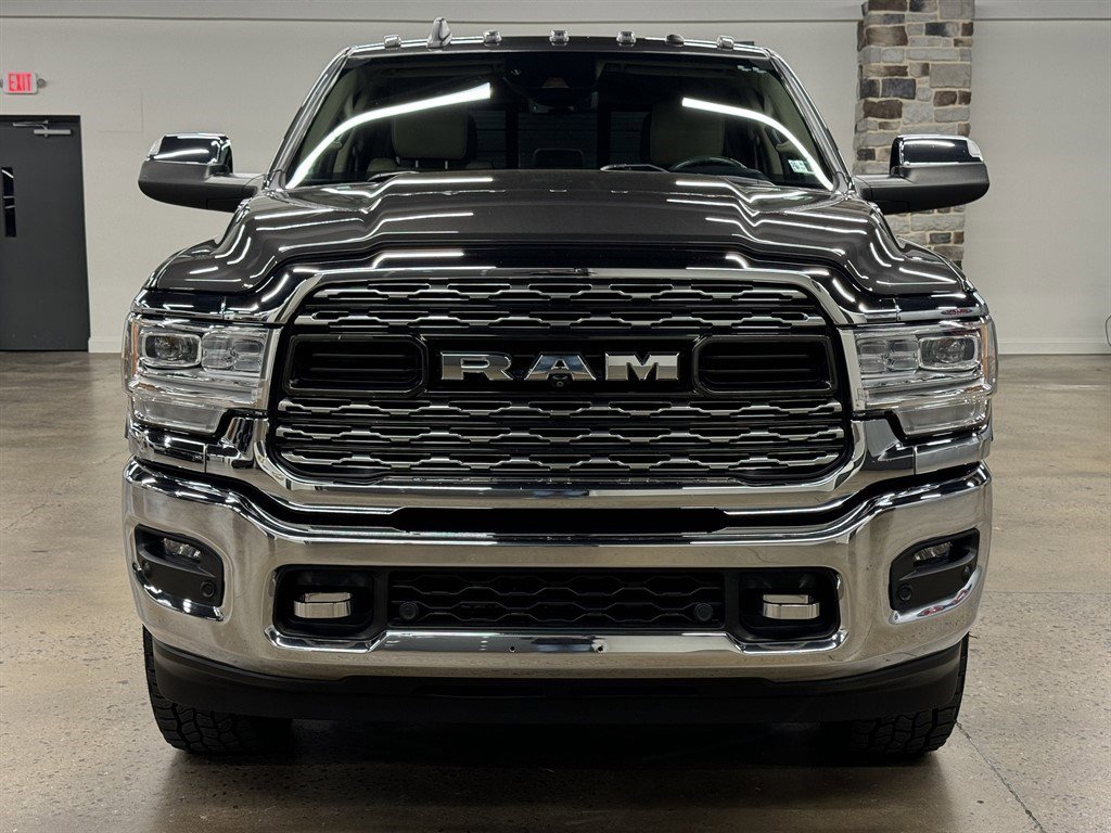 Used 2022 RAM 3500 Limited image 2