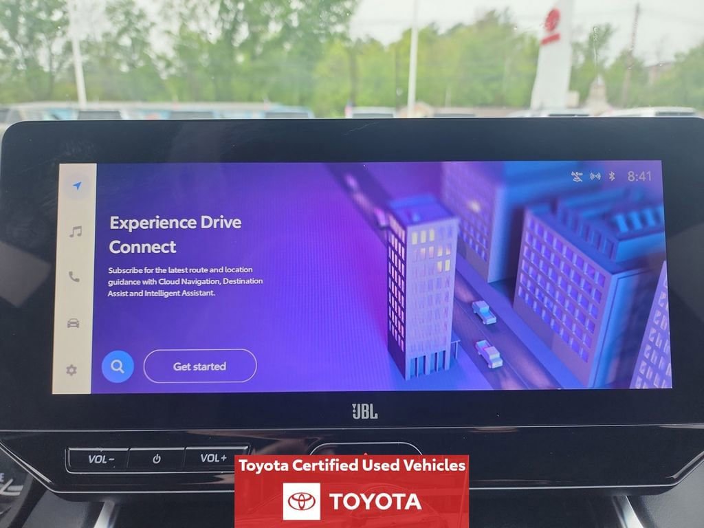 Certified 2023 Toyota Venza XLE AWD/4WD image 18