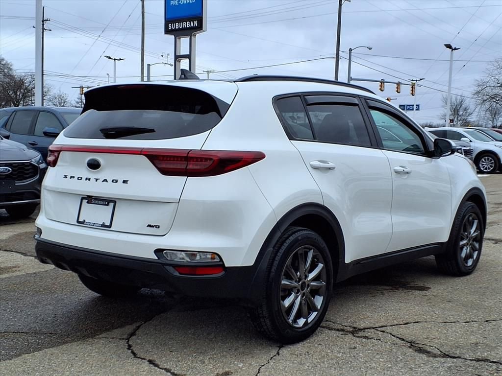 Used 2022 Kia Sportage Nightfall Edition w/ Nighfall AWD Premium Package image 4