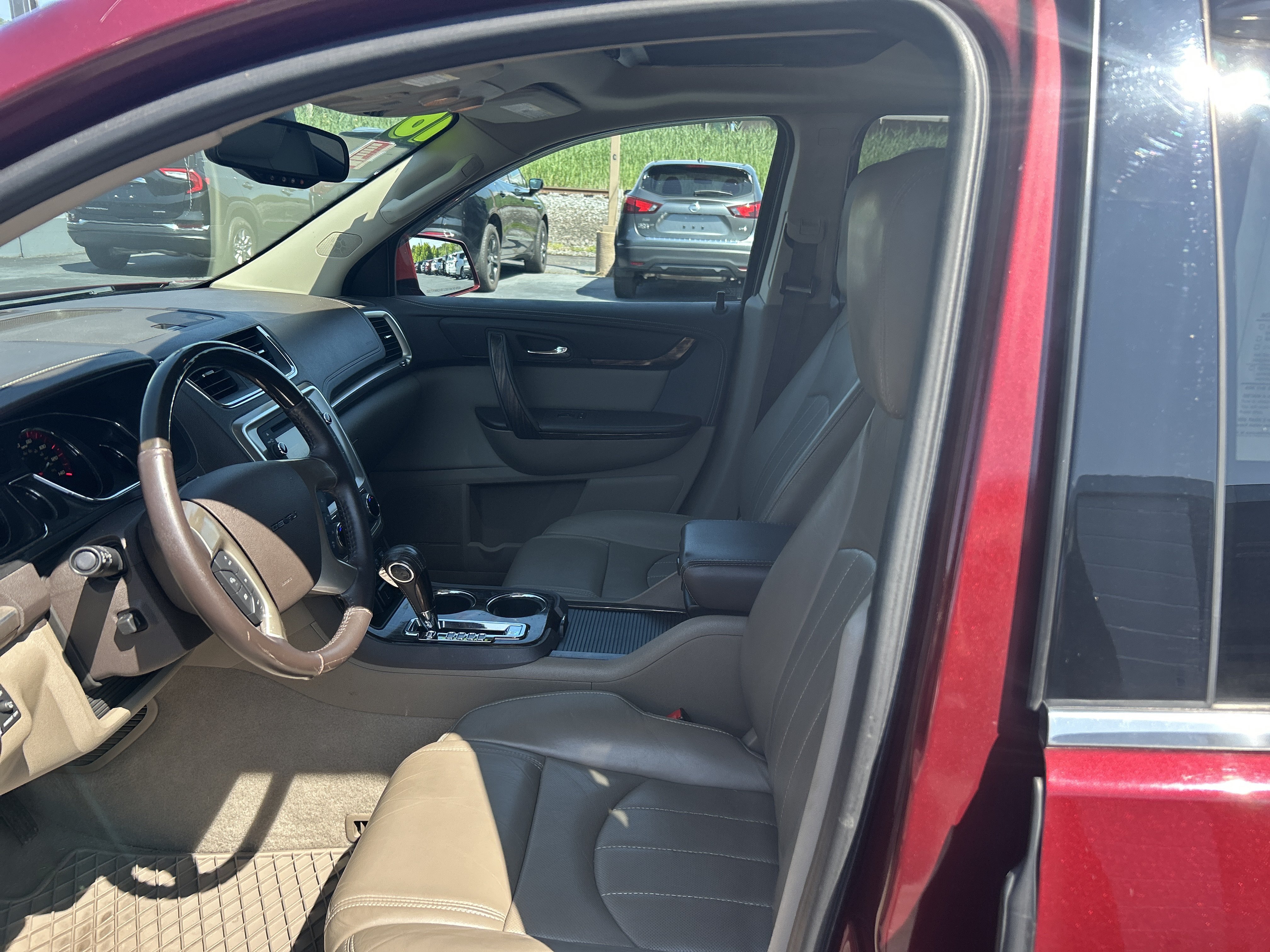 Used 2016 GMC Acadia Denali AWD/4WD image 12