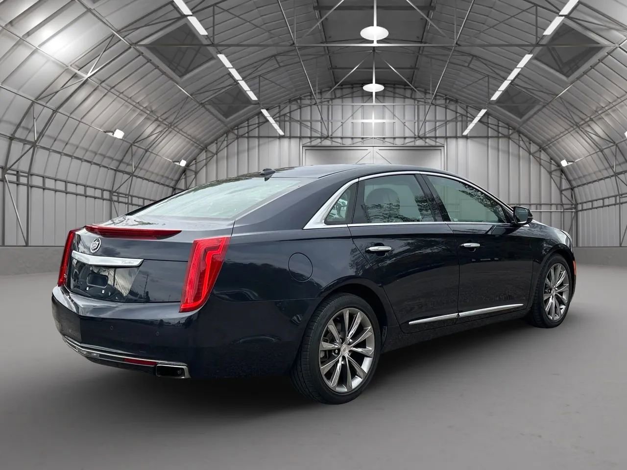 Used 2013 Cadillac XTS Luxury w/ Driver Awareness Package image 5