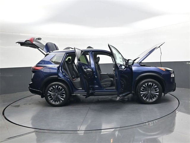 New 2026 Nissan Rogue Platinum image 31