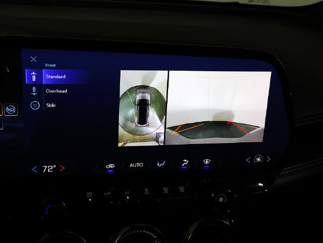 Used 2025 Chevrolet Blazer EV LT FWD image 19