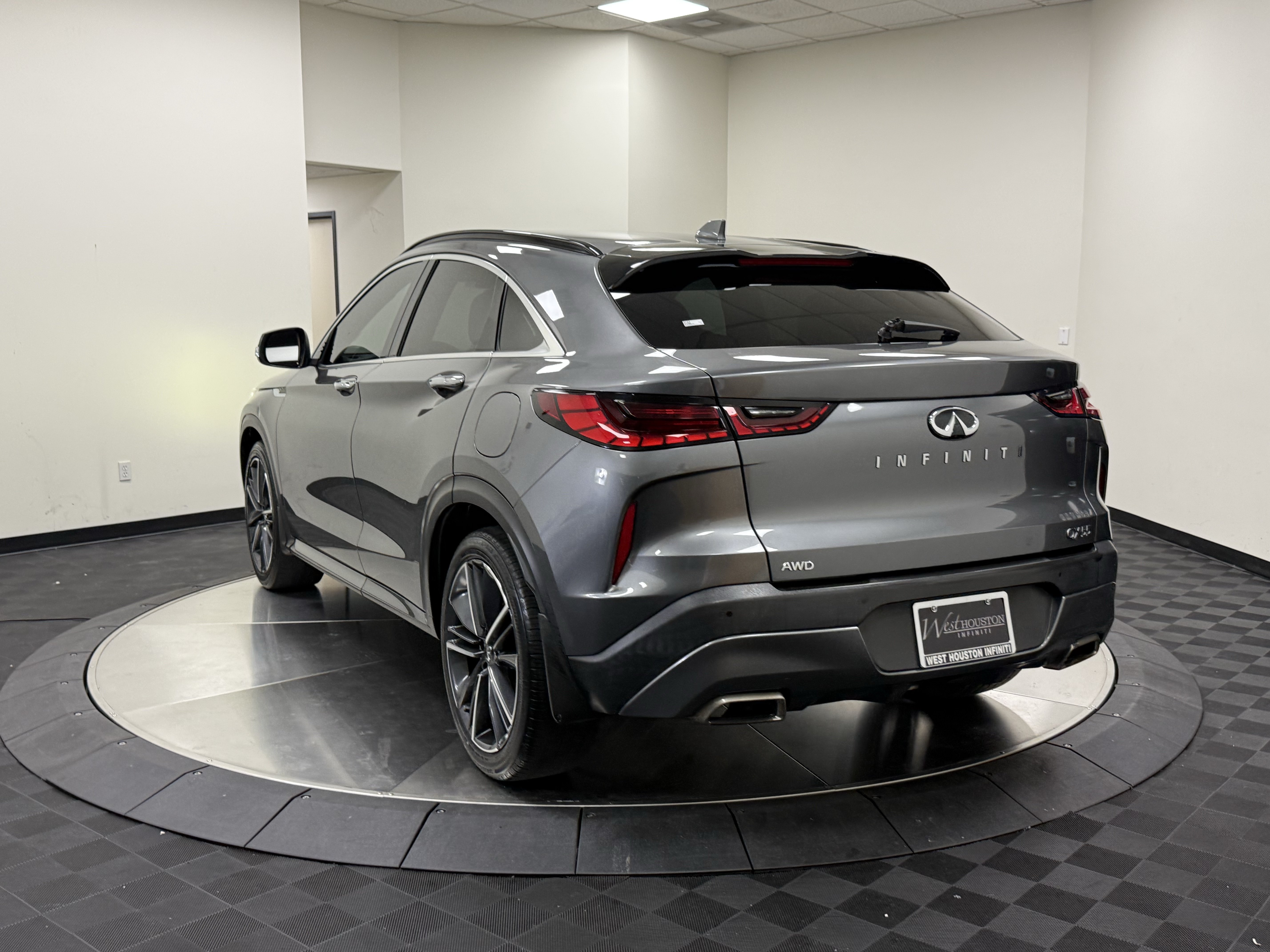 Certified 2023 INFINITI QX55 Luxe w/ Cargo Package AWD/4WD image 5