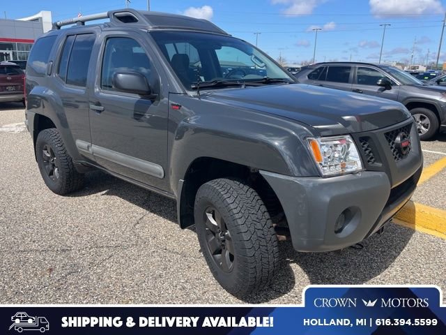 Used 2013 Nissan Xterra S image 1