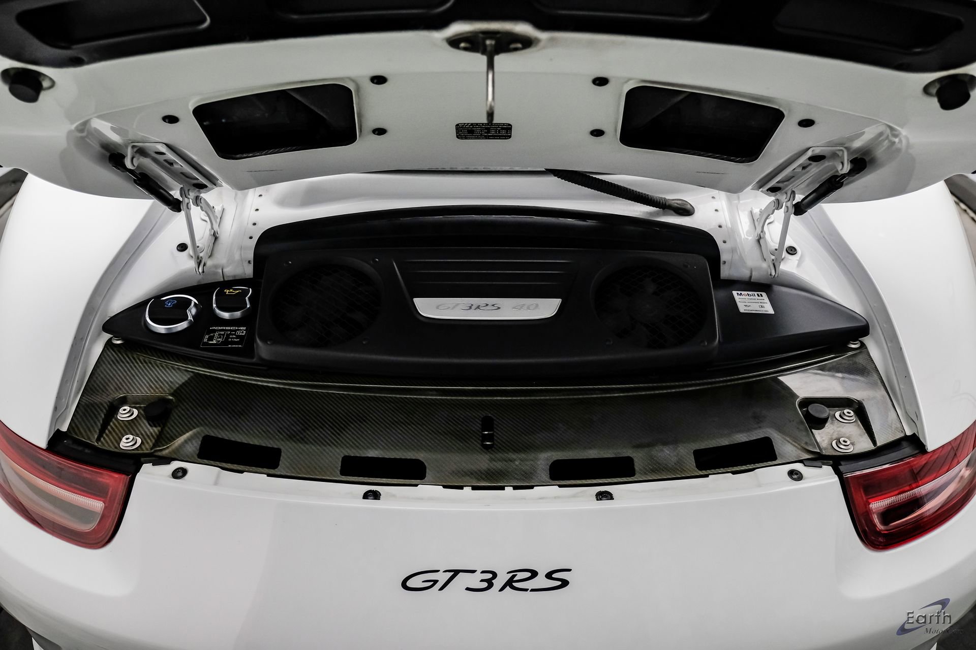 Used 2016 Porsche 911 GT3 RS image 3