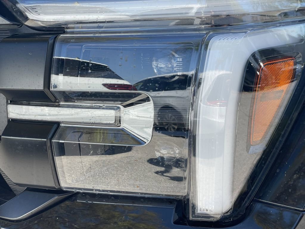 Used 2025 Ford F150 Raptor AWD/4WD image 6