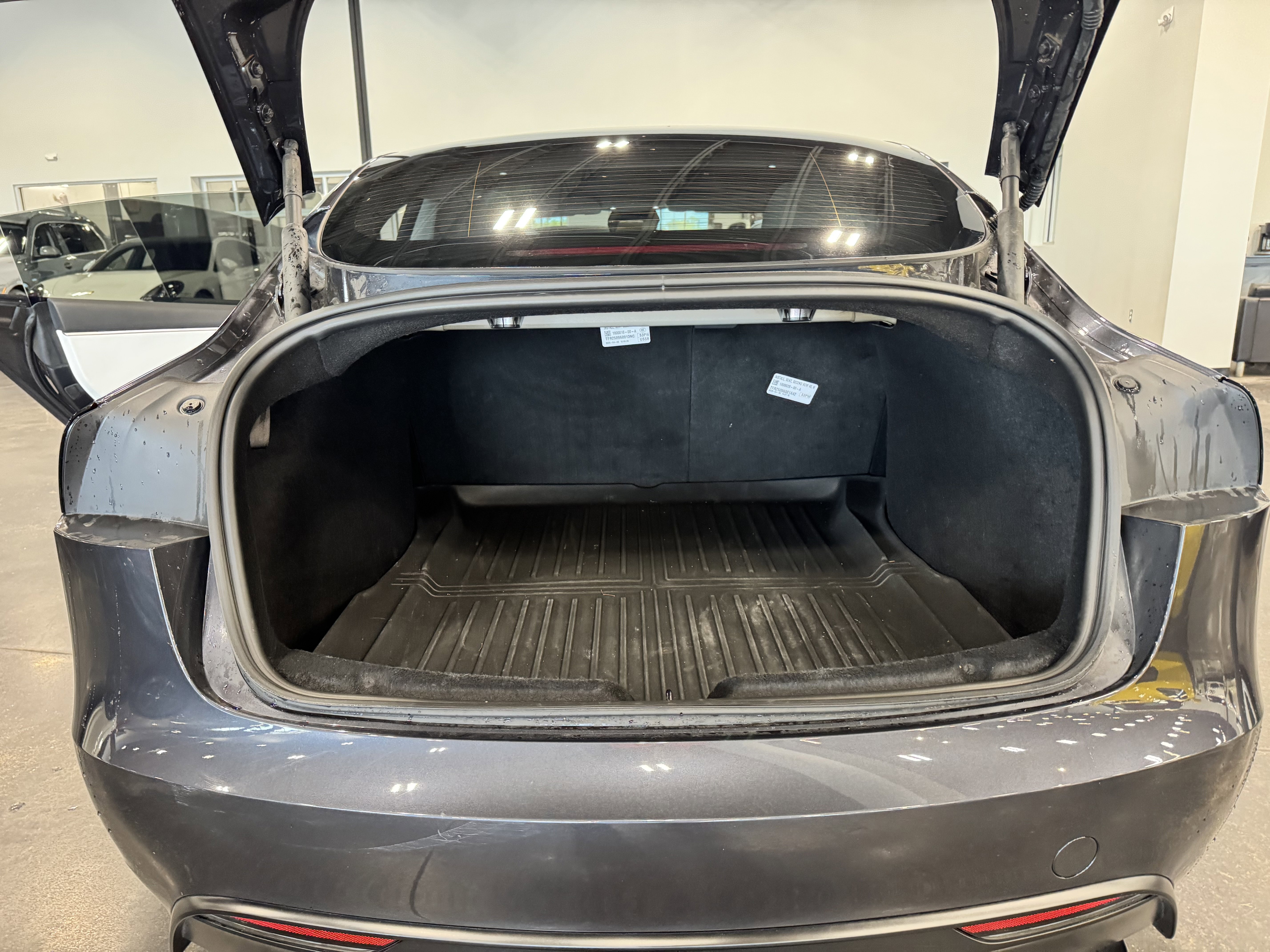 Used 2025 Tesla Model 3 Performance AWD/4WD image 28