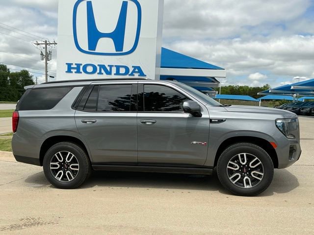 Used 2021 GMC Yukon AT4 w/ AT4 Premium Package AWD/4WD image 2