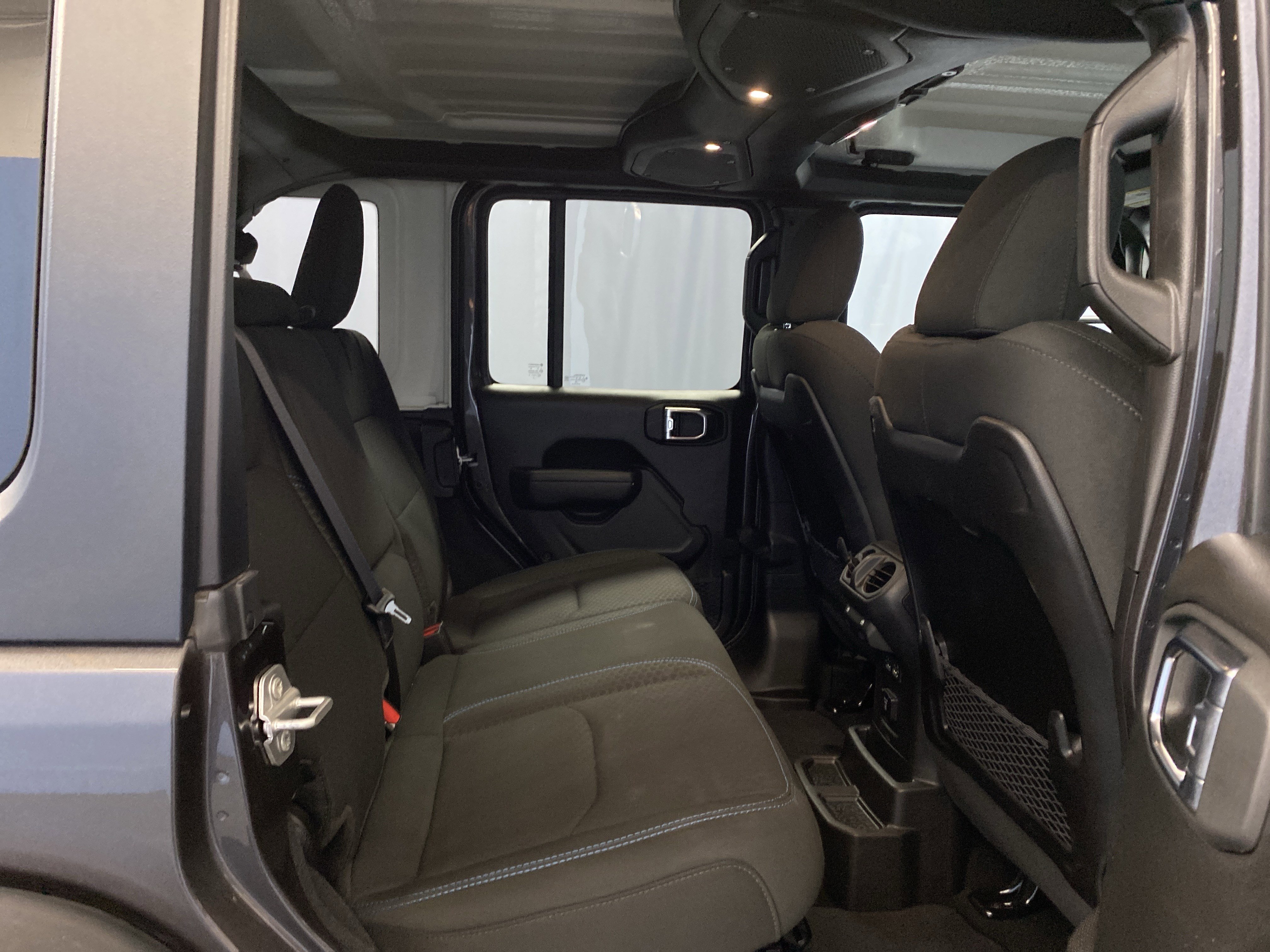 Certified 2025 Jeep Wrangler Unlimited Rubicon 4xe w/ Safety Group image 35