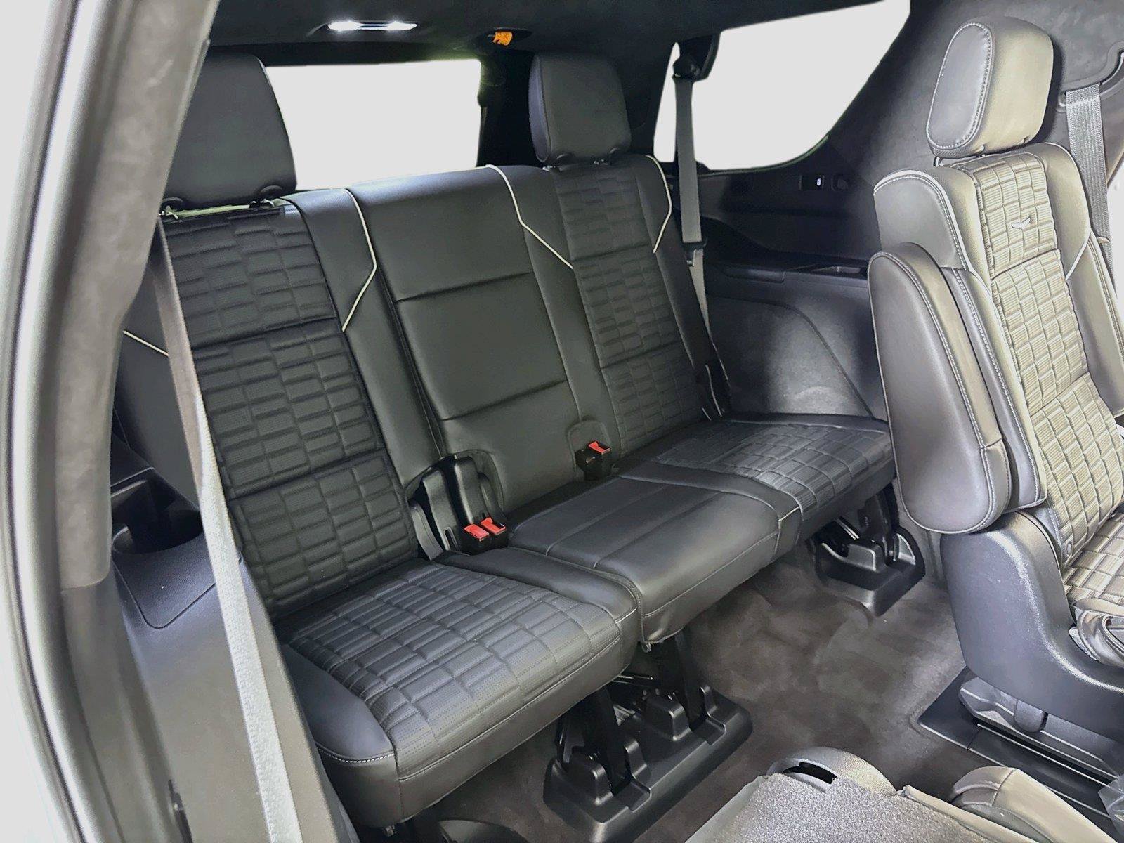 Used 2023 Cadillac Escalade V AWD/4WD image 34