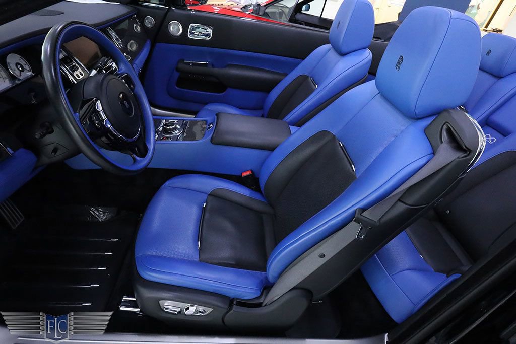 Used 2018 Rolls-Royce Dawn image 15